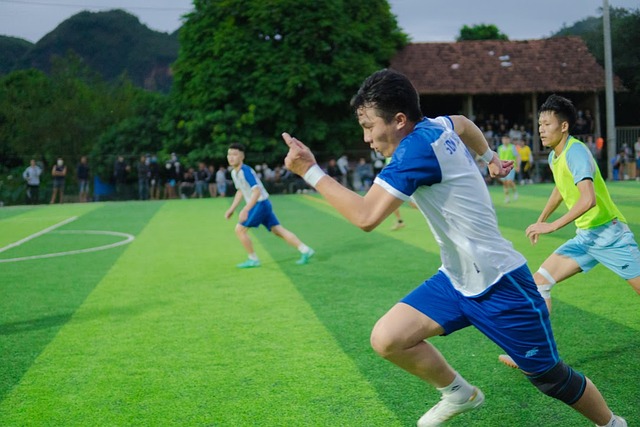 在首回合客